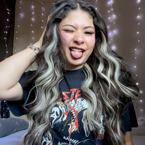 Meet Your Posher🖤 - Picture 1 of 11